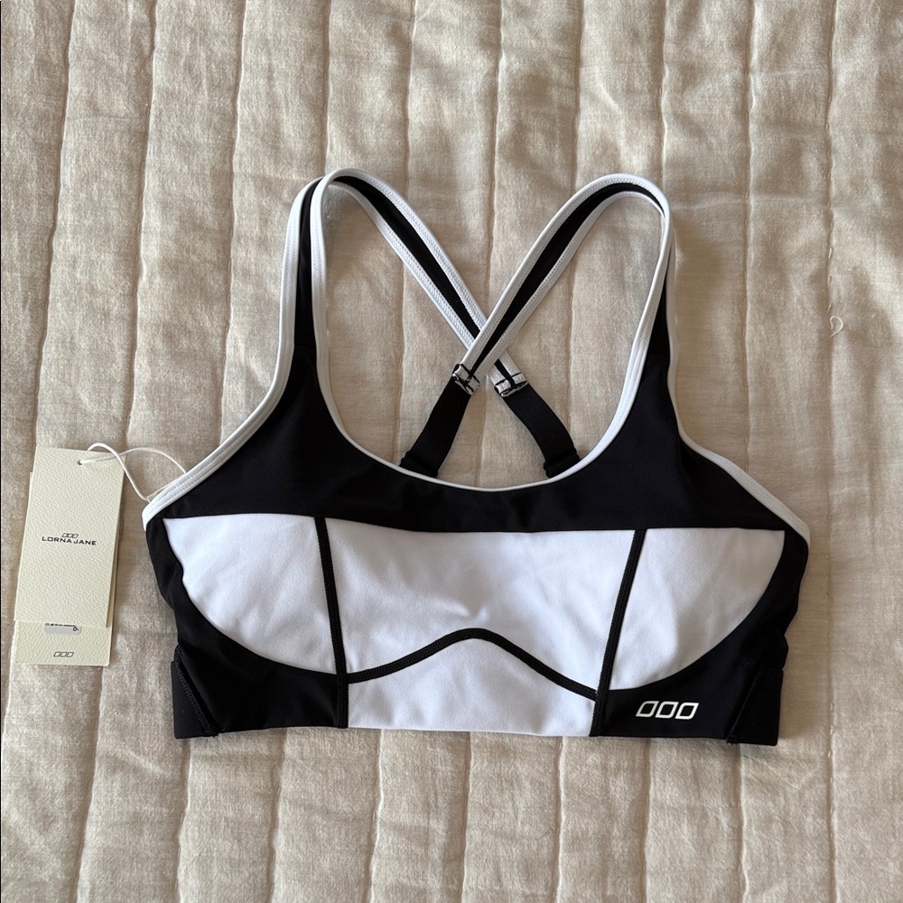 Lorna Jane Contrast Sports Bra